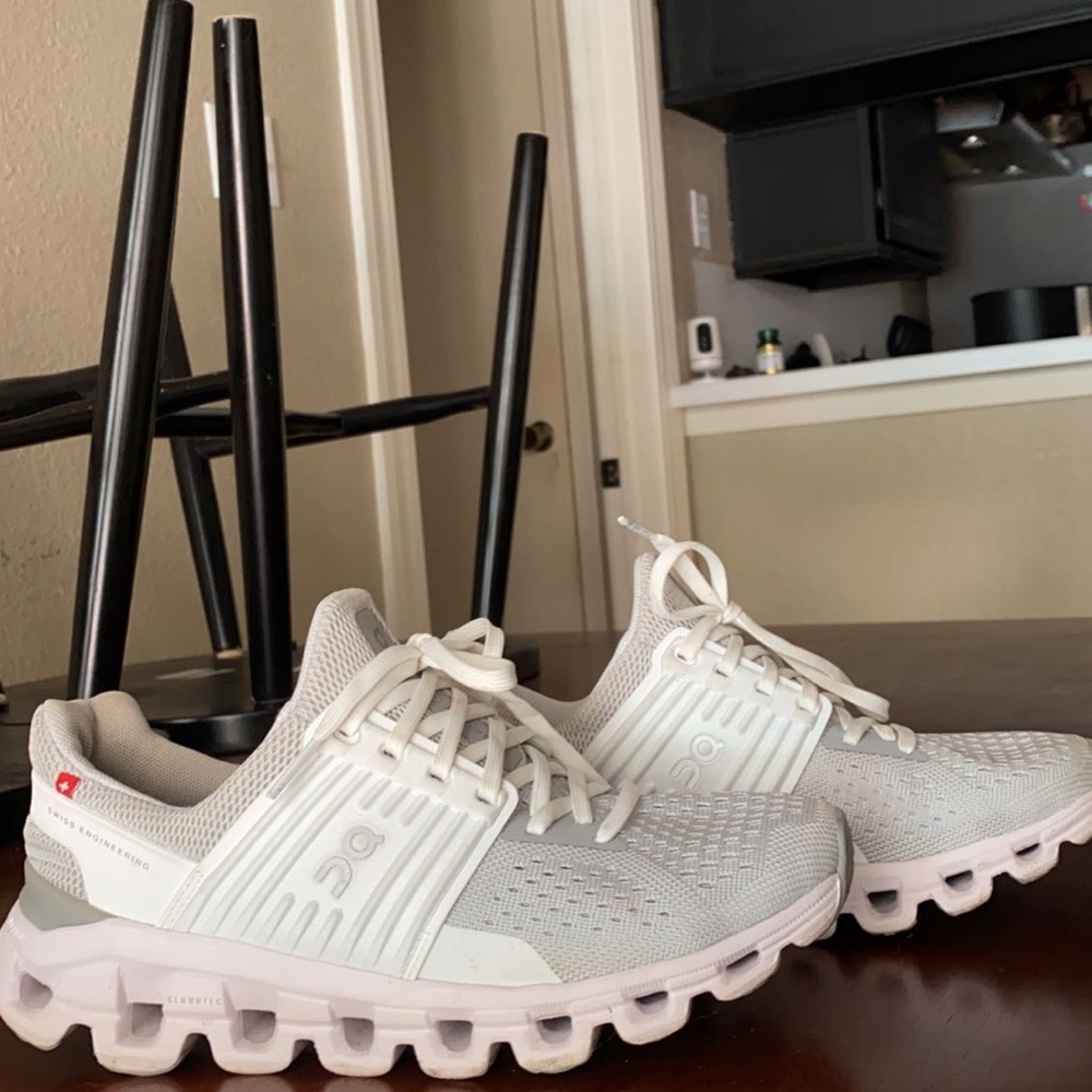 On-Running Cloud X Running shoes